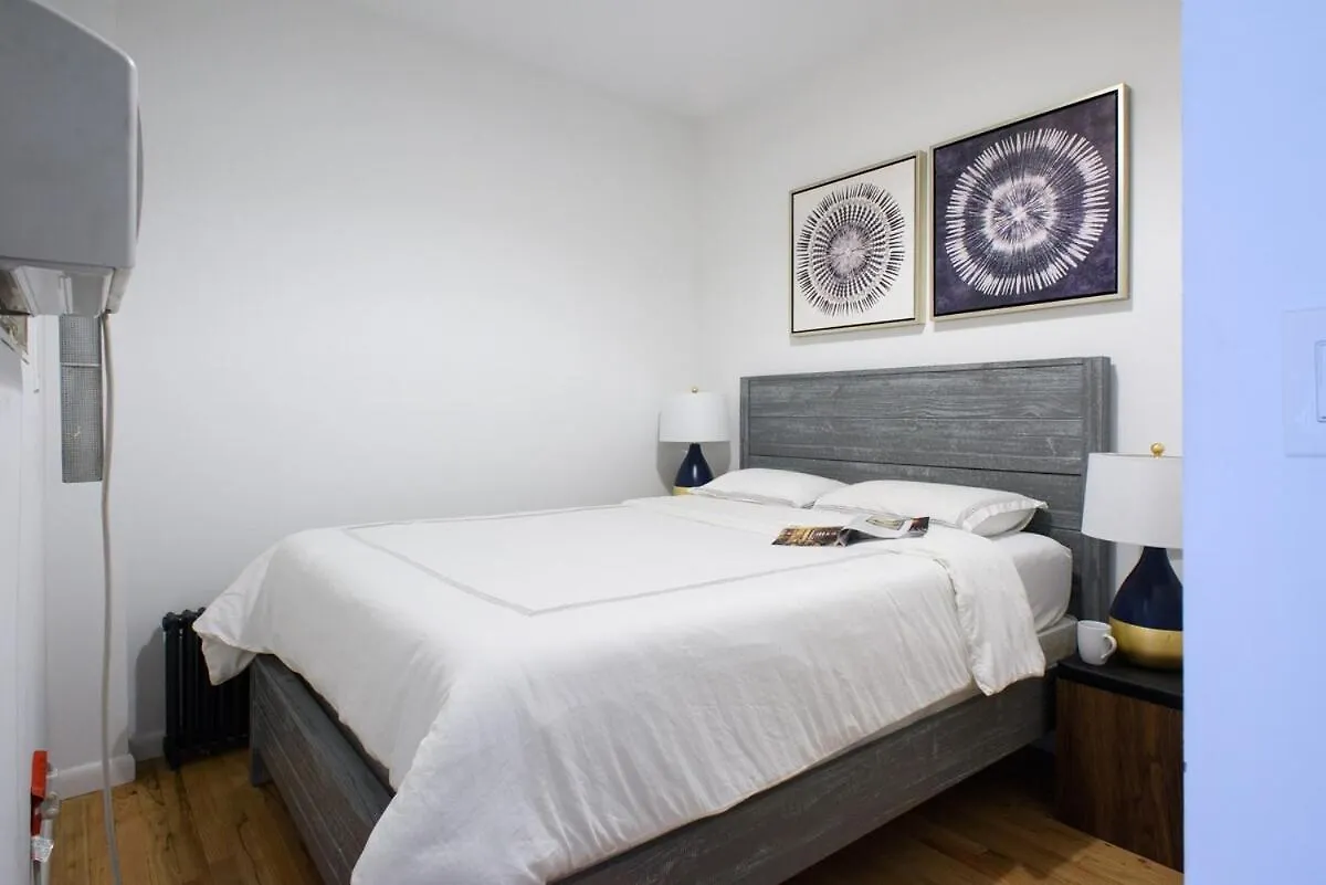 Apartment 428-3R Spacious 2Br Newly Furnished New York
