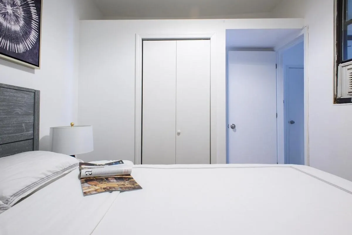 428-3R Spacious 2Br Newly Furnished New York United States